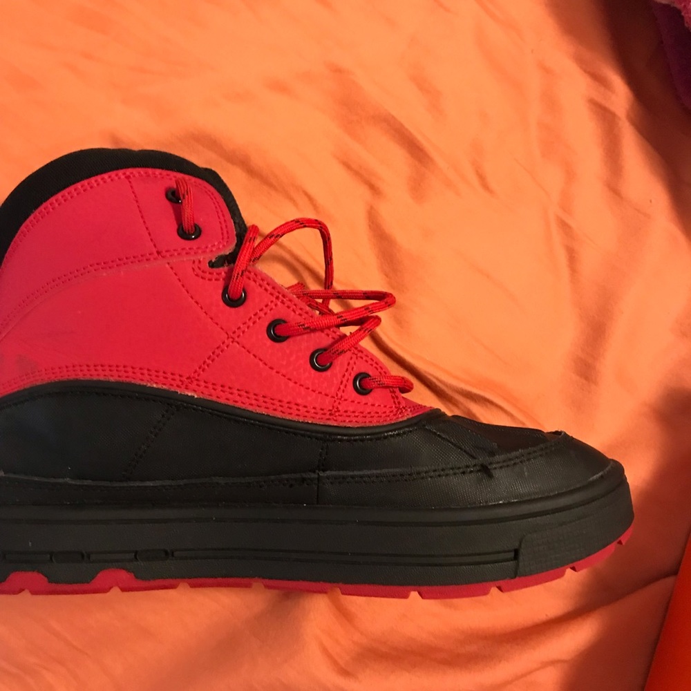 Shoes - Picture 2 of 2
